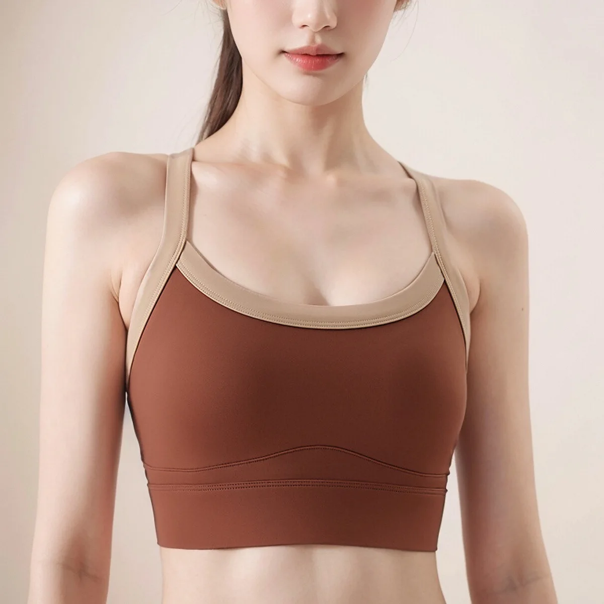 حمالة صدر رياضية بدون خياطة متعددة الألوان للنساء: Racerback مقاومة للصدمات، سريعة الجفاف بدون أكمام للجري واليوجا والارتداء اليومي المثير