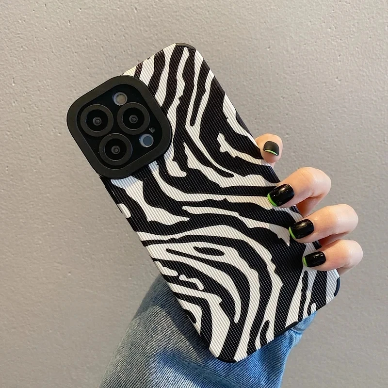 Fashion Zebra Stripe Wrinkle Phone Case For iPhone 13 11 14 15 Pro Max 12 Mini 7 8 Plus X XS XR Soft Silicone Shockproof Cover