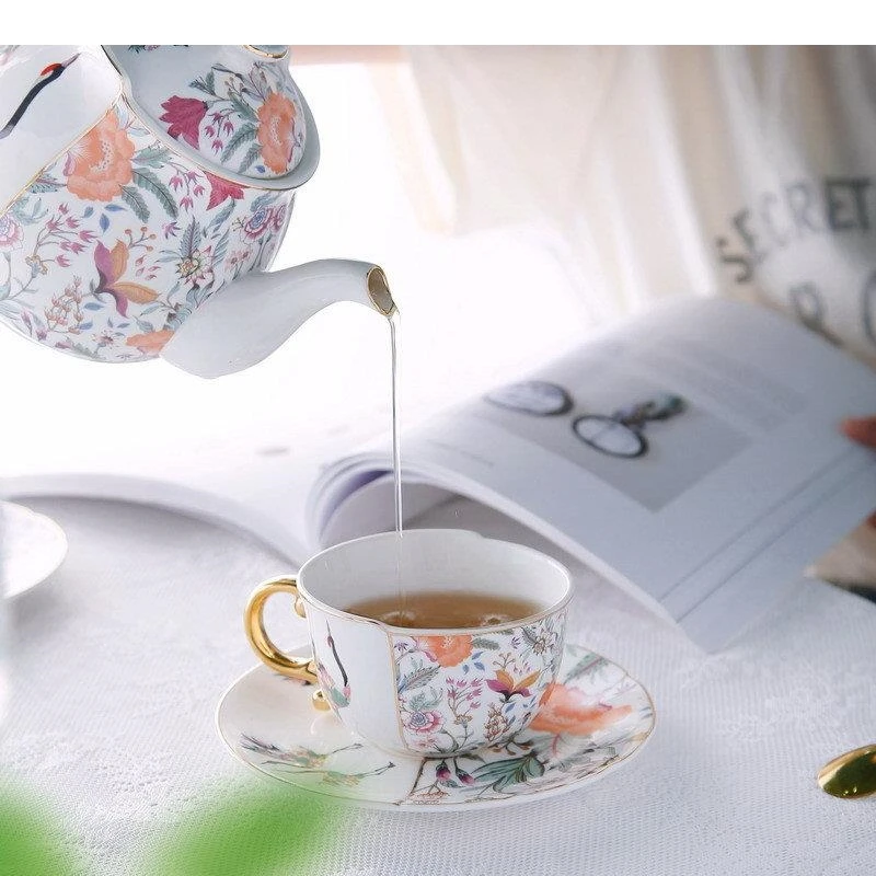 Fairy Crane Flower Pattern Ceramic Teapot Set Teacup saucer Painted Gold-plated Coffee Cup Afternoon Tea Milk Fruit Juice Mugs