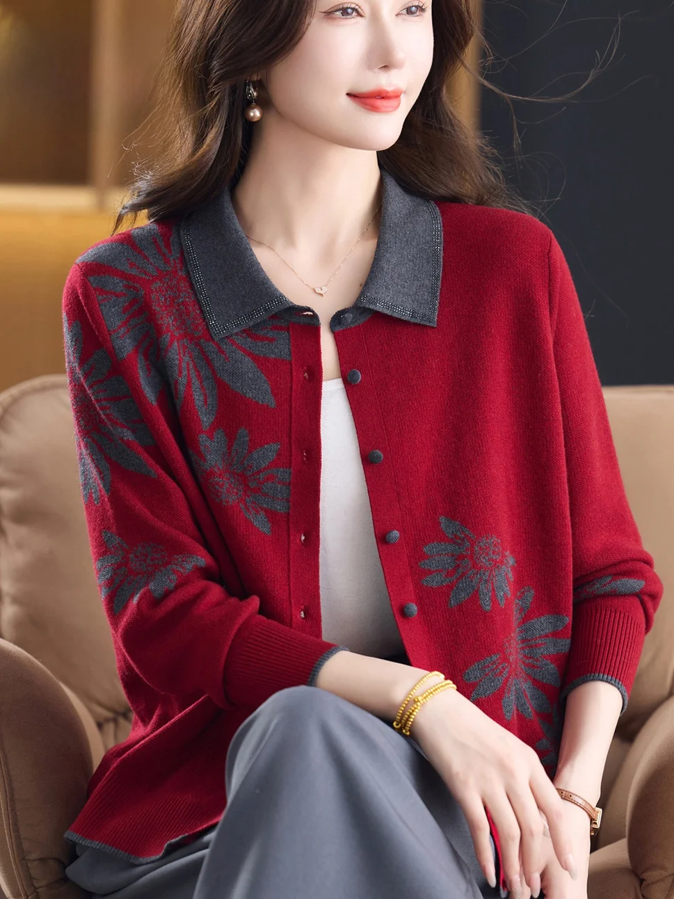 

Elegant Knitted Open Cardigan for Middle-Aged And Elderly Women Spring Autumn Loose Floral Embroidery Button Slimming Outerwear