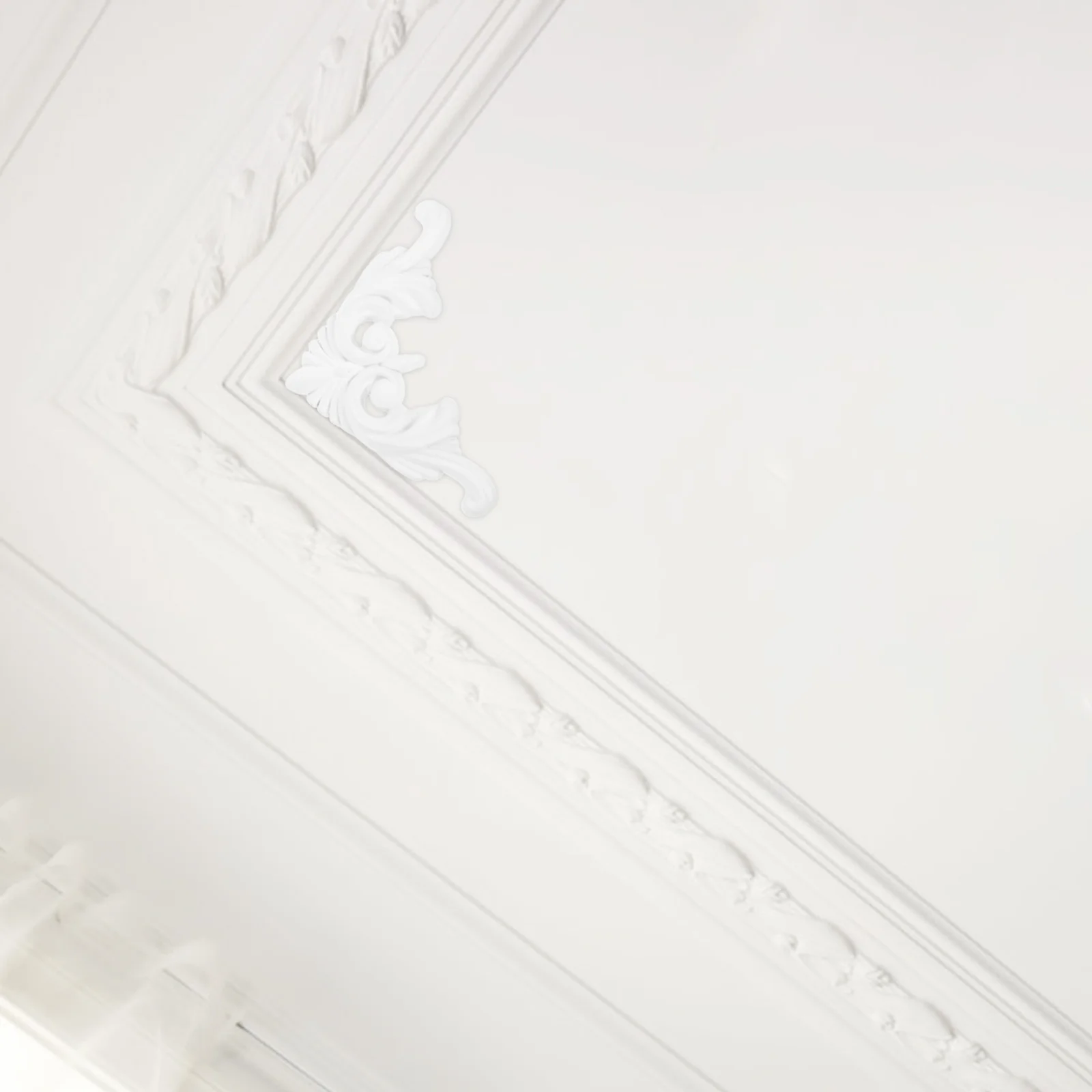 

European Style Ceiling Medallion Unpainted Decorative Ceiling Medallions for DIY Projects Living Room Wall Door Decoration