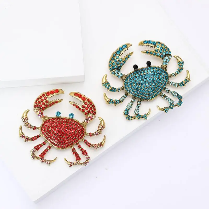Spille a forma di granchio con strass alla moda Spilla animale creativa personalizzata per abbigliamento da donna Accessori per cappotti Regali