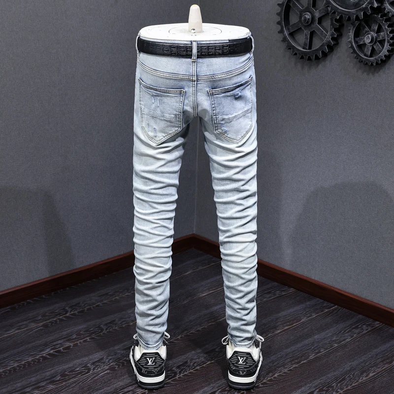 Designer High Street Fashion New Jeans Wrinkled Red Patch Washed Nostalgic Light Blue Men's Jeans High Quality Hip Hop Brand Pan