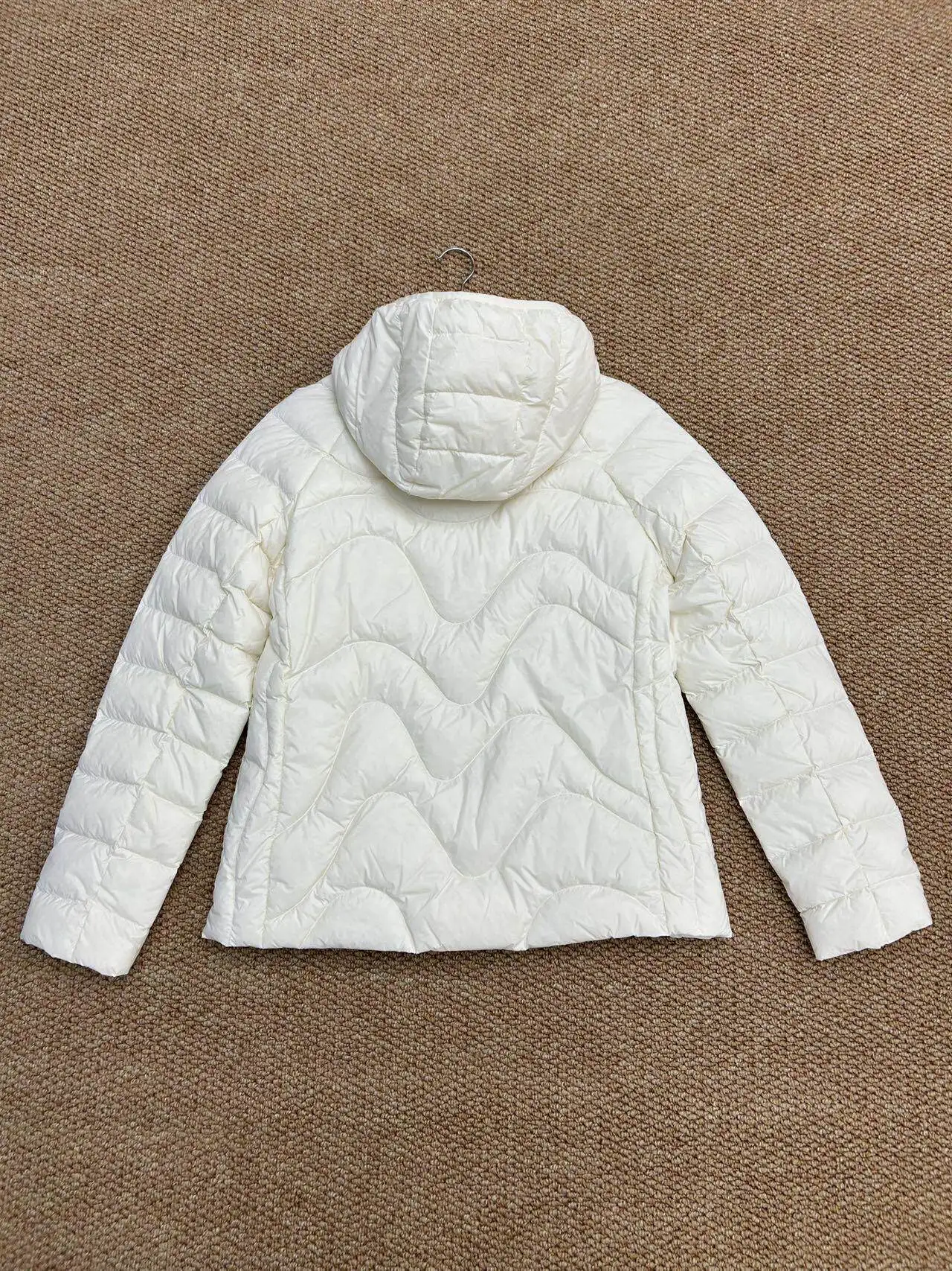 Women Ultra Light White Duck Down Coat 2026 New Autumn Winter Thin Hooded Down Jacket Parkas Female Warm Short Puffer Outwears