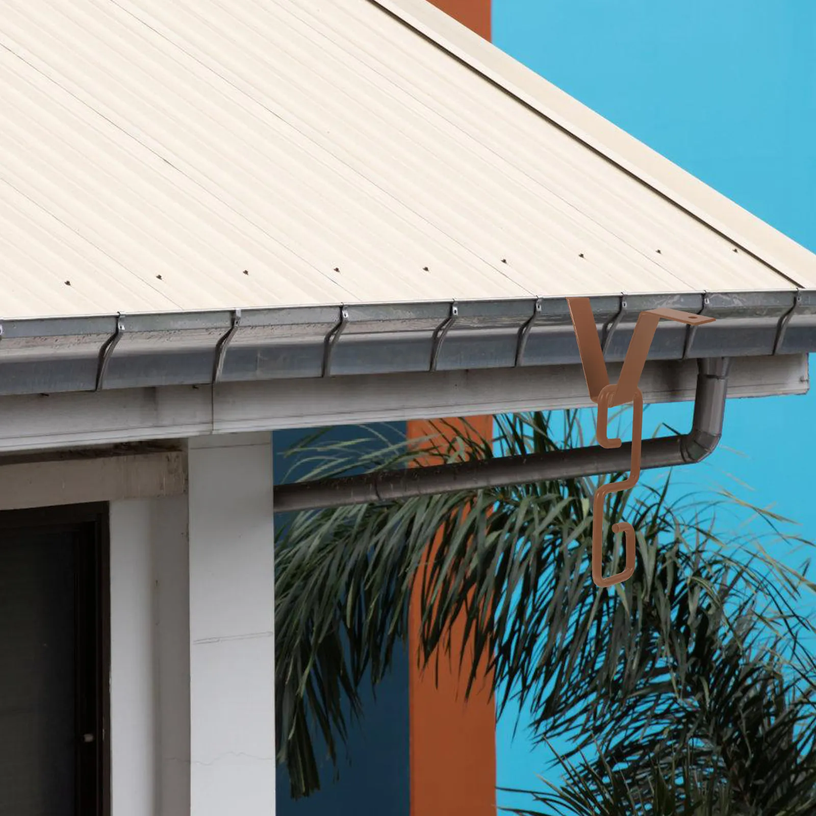 Rain Chain Hooks V shaped Gutter Downspout Basin Clip Golden Easy Install Stable Anchoring Water Flow Management Decorative