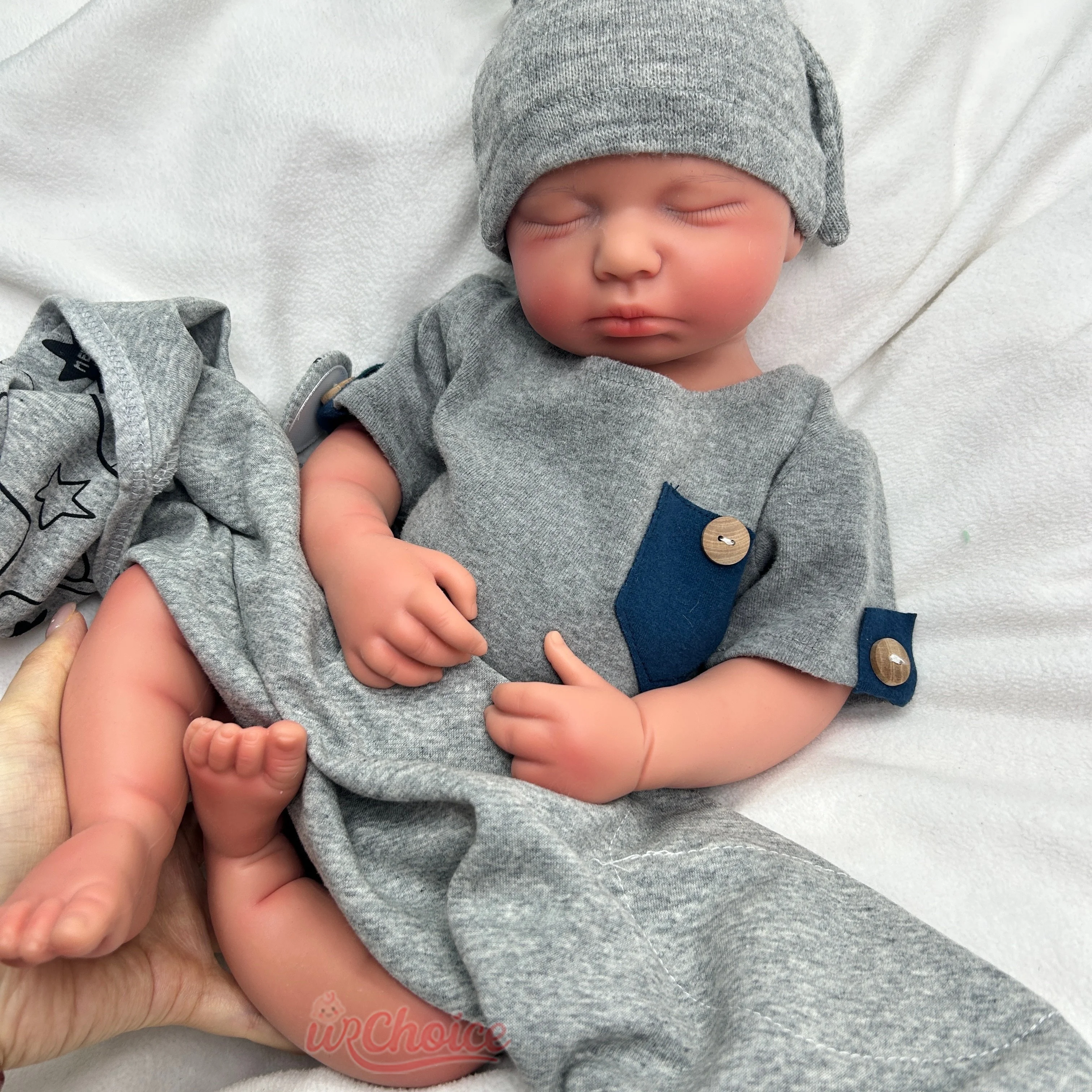 Healing Silicone Reborn Doll 20Inch Cuddly Washable Anatomically Correct Doll Random Clothing Loneliness Support Collection Toy