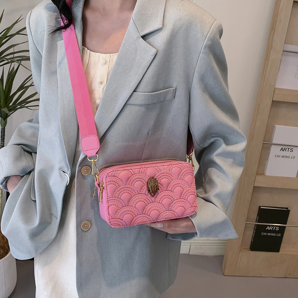 Luxury Designer Shoulder Bag New Brand Women Handbag Fashion Solid Color Camera Bags Ladies Zip Letter Small Square Bag