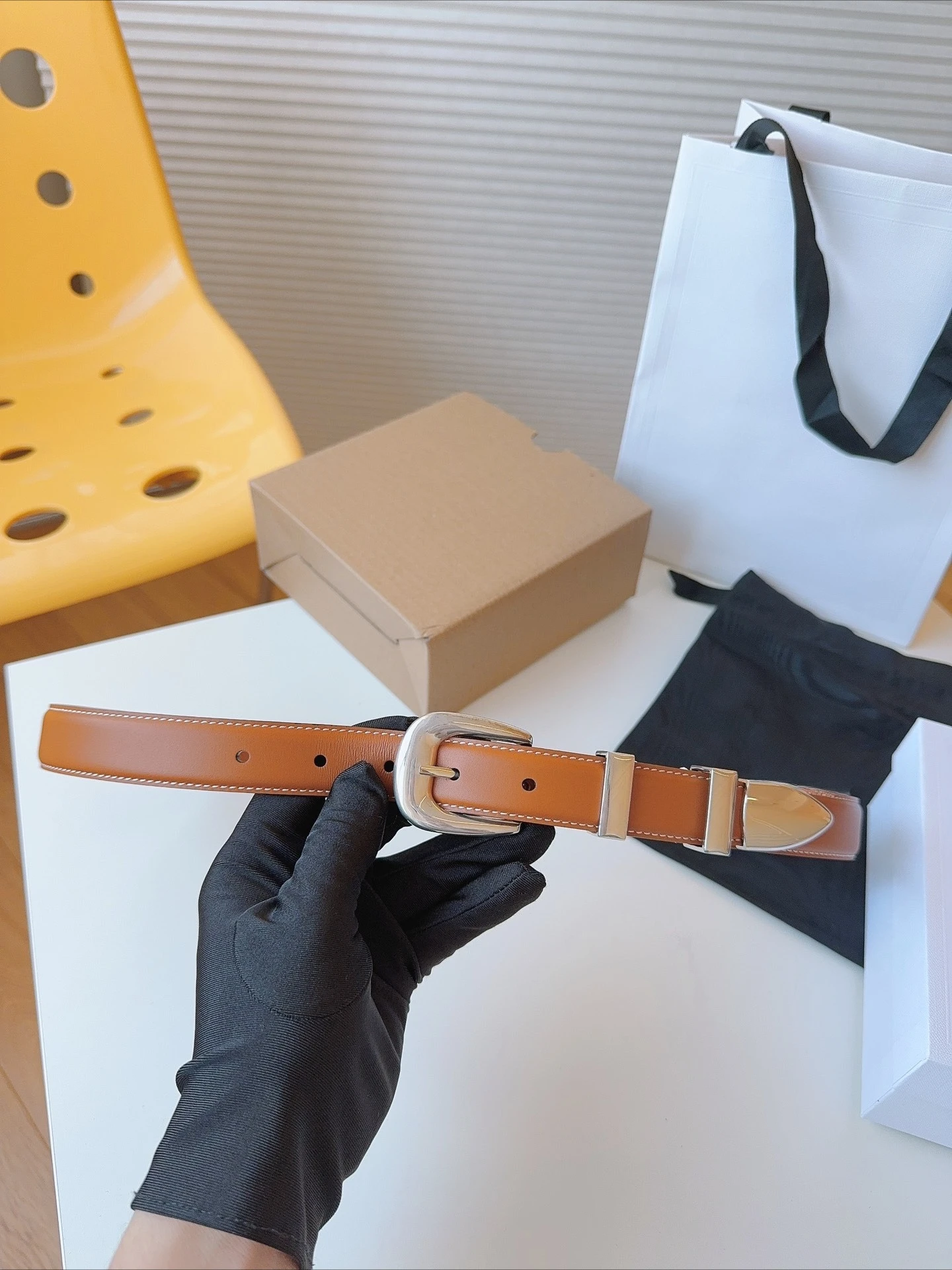 Luxury Slim Leather Belt-100% First Layer Cowhide Simple Buckle Formal Pants and Jeans Must-have High-end Holiday Gift for Women