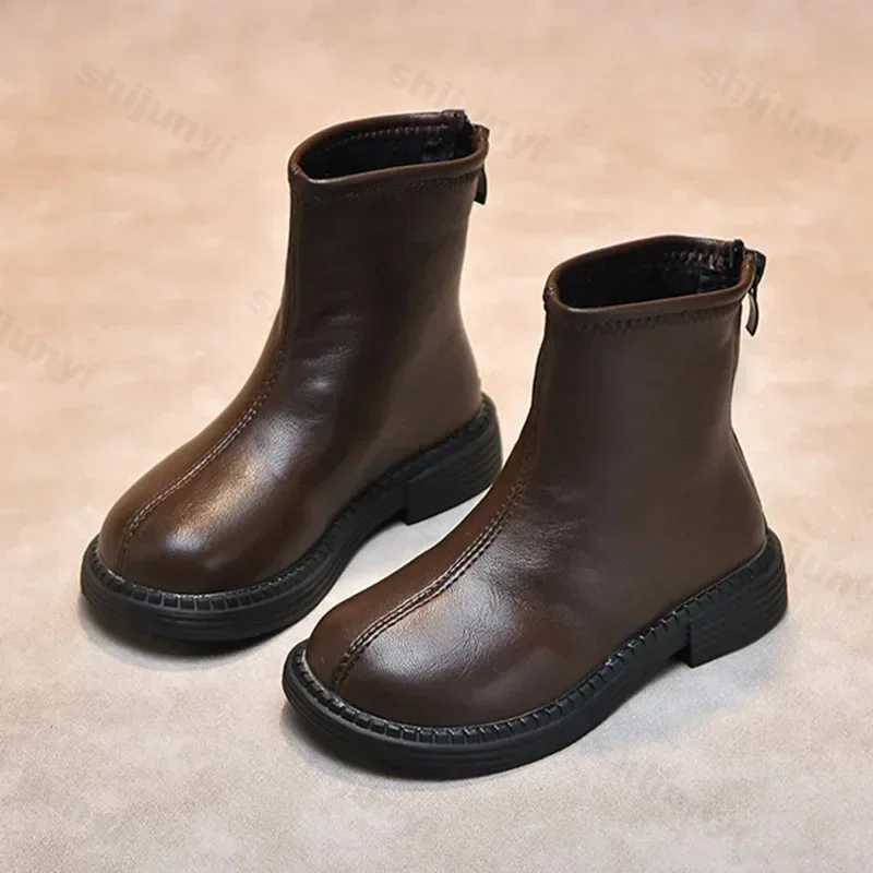 Dziecięce 2024 nowe buty księżniczki dla dzieci antypoślizgowe buty outdoorowe dziewczęce wiosenne jesienne skórzane krótkie buty turystyczne buty