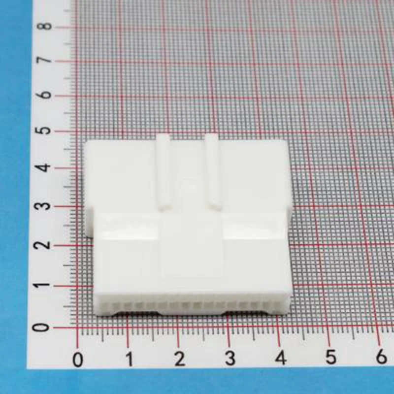 20PCS Original SUMITOMO connector6098-5289 32P male white rubber shell