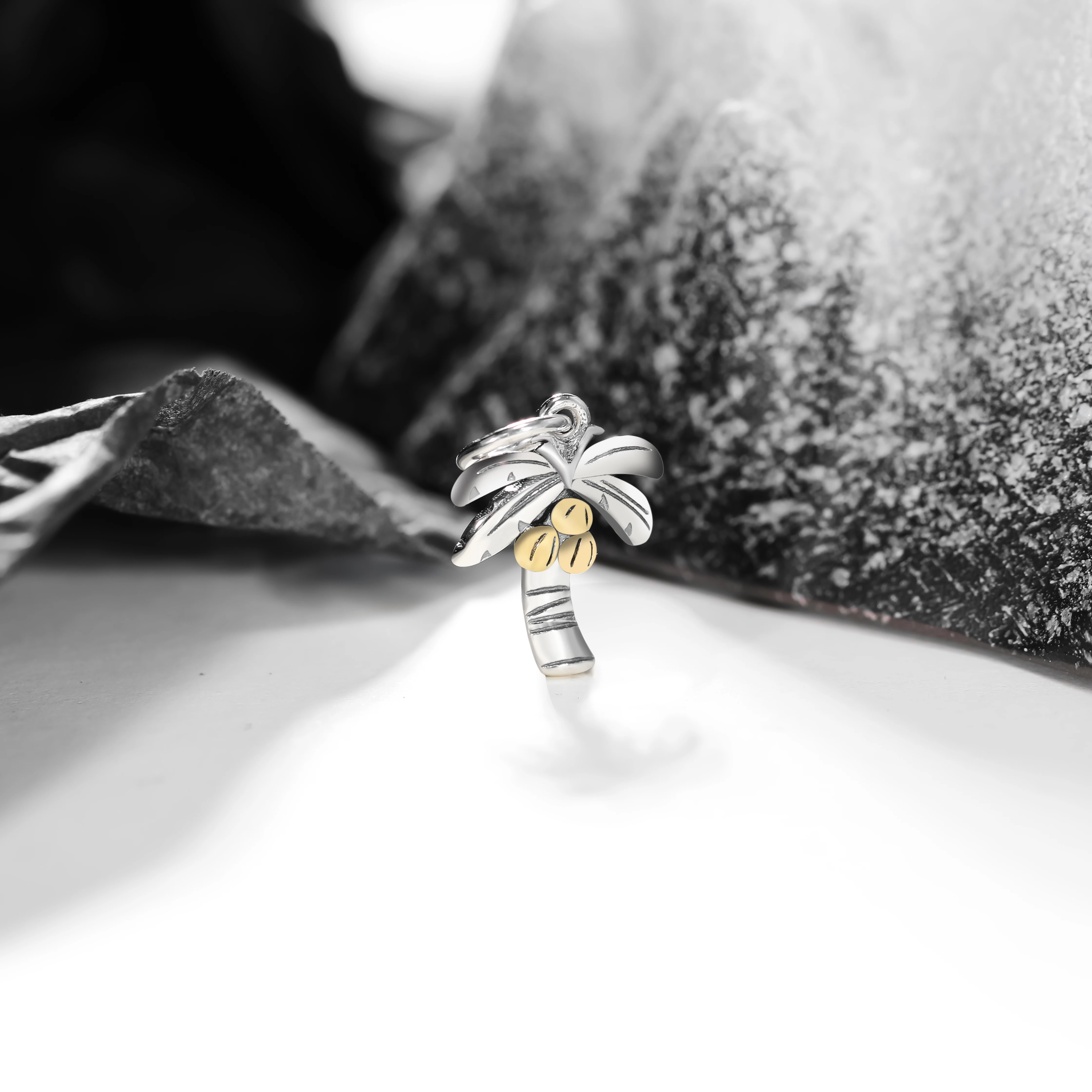 

DJ263 genuine 925 sterling silver fashionable and exquisite Tropical palm tree DIY silver jewelry pendant