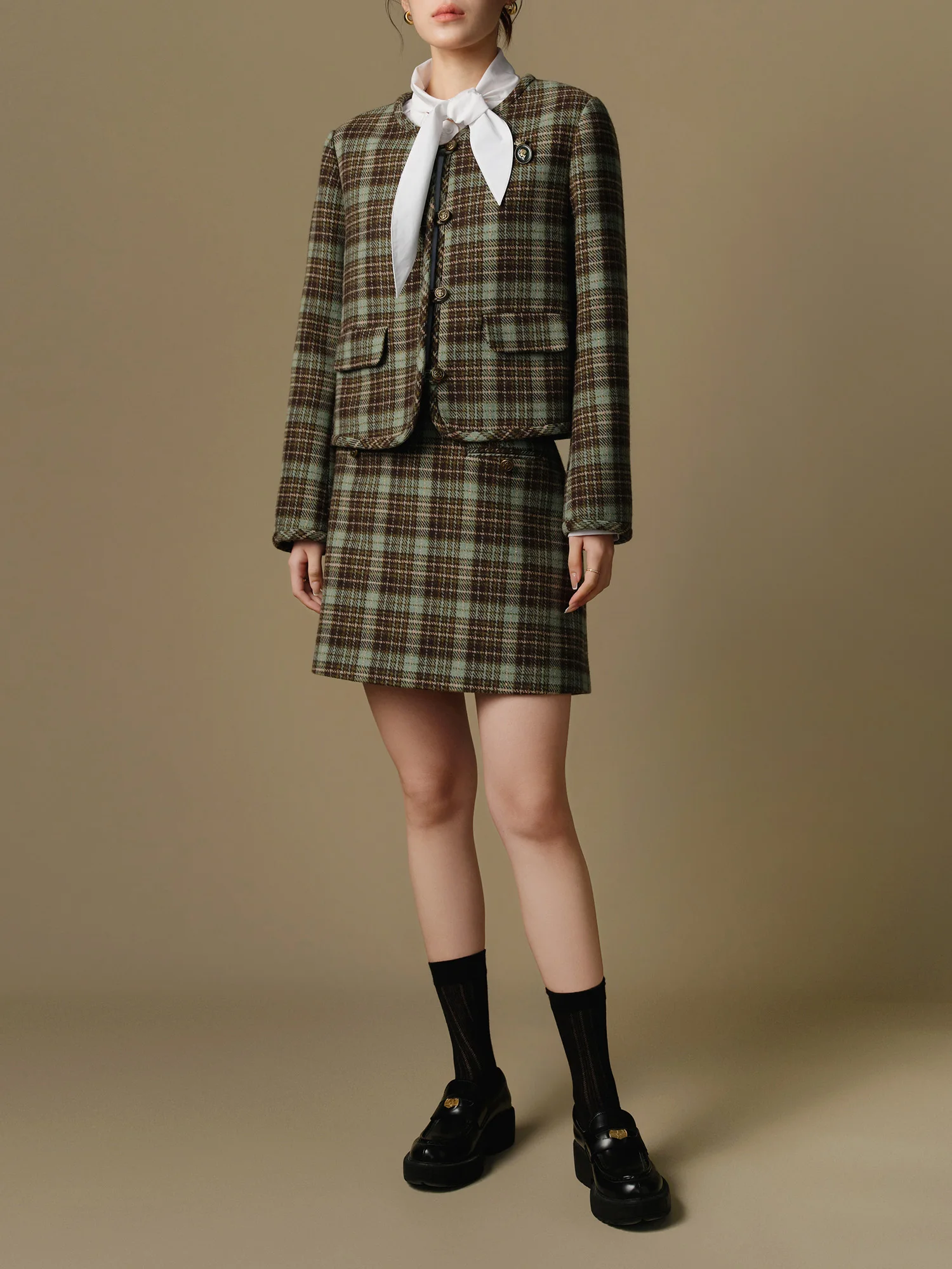 DUSHU Plus Size Plaid Woolen Suit 2024 Winter New Product Fashionable Retro Commuting Gold Jacket Half Skirt 24DS8451+24DS84565