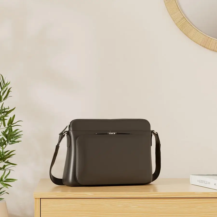 Bolsas crossbody de couro para mulheres Premium RFID bloqueando organizador de bolsa de ombro com alça ajustável