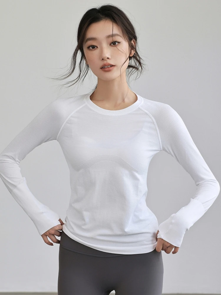 Damen Herbst & Winter Yoga Umfassendes Trainingsoberteil Hochelastisch Schlank Rundhalsausschnitt Schnelltrocknend Sport Langarm Fitnesskleidung