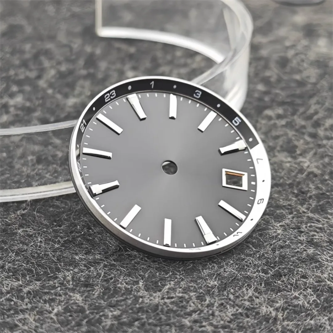 GMT NH34 Watch Case 32mm Watch Dial BGW9 Light Blue Luminous Dial Green Luminous Bezel Mechanical Accessories for NH34 Movements