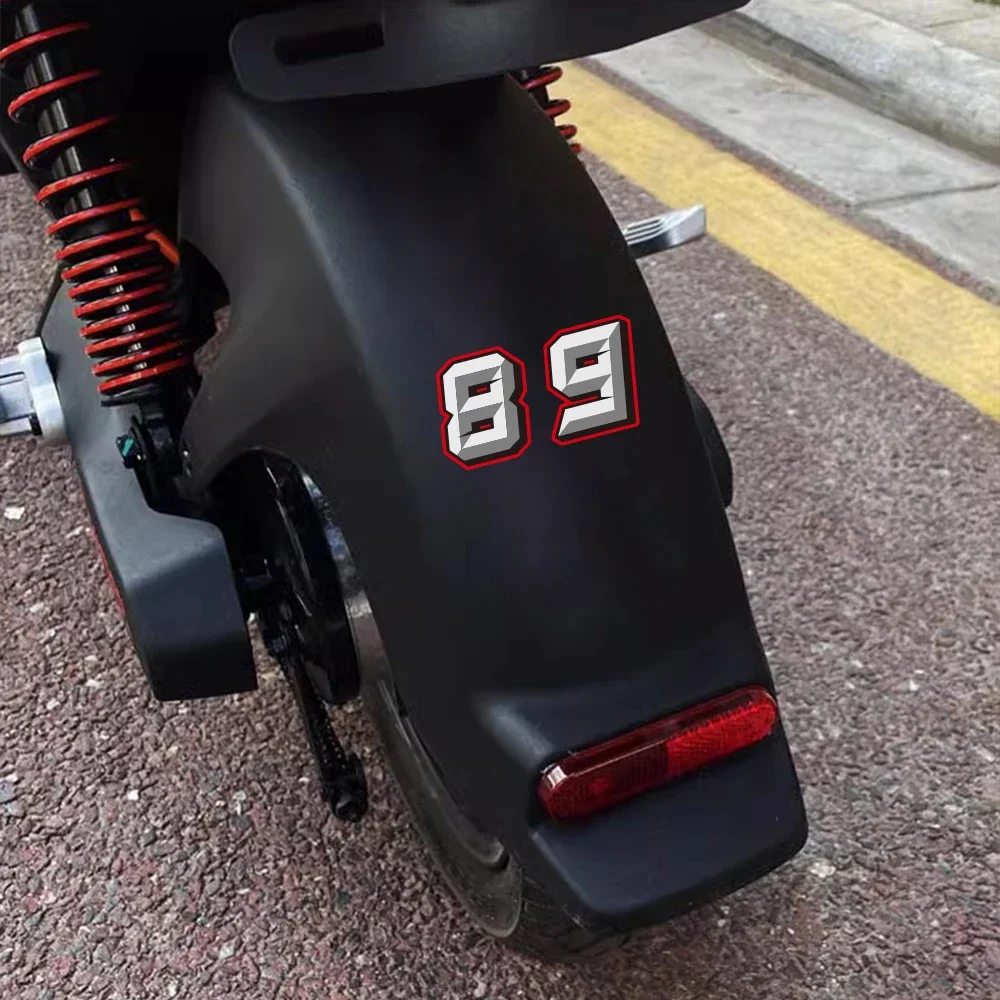 العالمي للدراجات النارية ملصق الأرقام العربية 0-9 ملصق إبداعي مقاوم للماء موتو خوذة سباق الجسم لتقوم بها بنفسك اكسسوارات الديكور