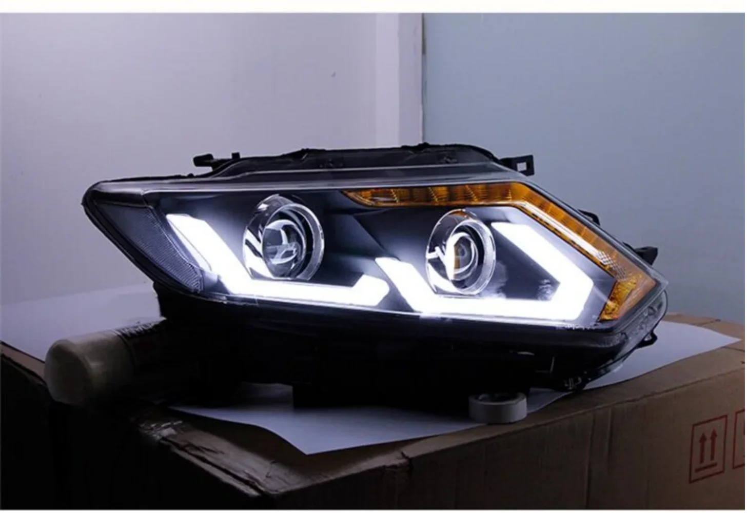 Pair of Car xenon Led Headlight assembly For x-trail 2014-16 DRL daytime running light turn signal headlamp