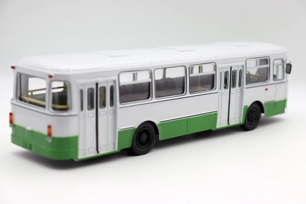 NEW Autobus 1:43 677M Bus USSR Bus Diecast model Editions Collections