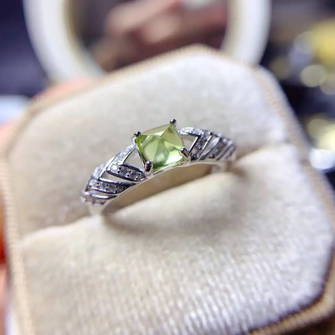 KJJEAXCMY New Jewelry Natural Women's Peridot Ring 925 silver inlay Colorful and splendid Crystal pure fire flash explosion