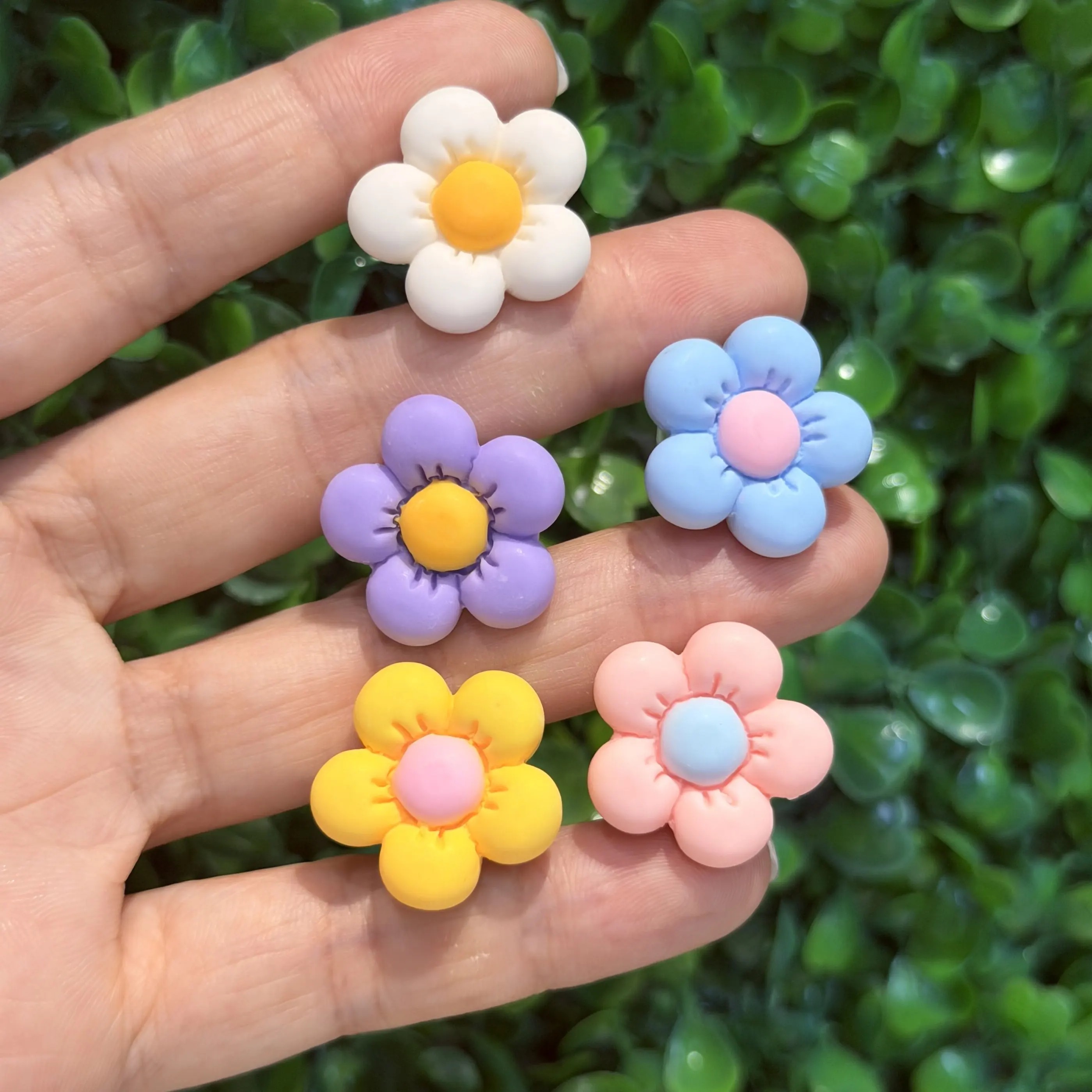 1-5PCS Kawaii Colorful Flower Resin Shoe Charms DIY Garden Shoe Accessories Decorations For Clogs Pins Woman Kids Birthday Gift