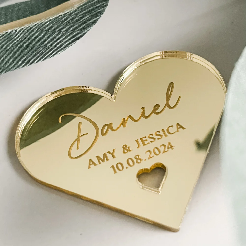 

Personalized Acrylic Wedding Place Names Heart Engraved Wedding Luxury Party Decor Gold Mirror Guest Name Places Engraved Tag