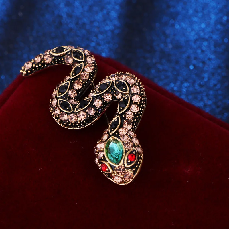 Vintage Crystal Stone Brown Snake Anaconda Metal Brooch Gorgeous Rhinestone Exaggerated Python Boa Small Pin ForWomen Men