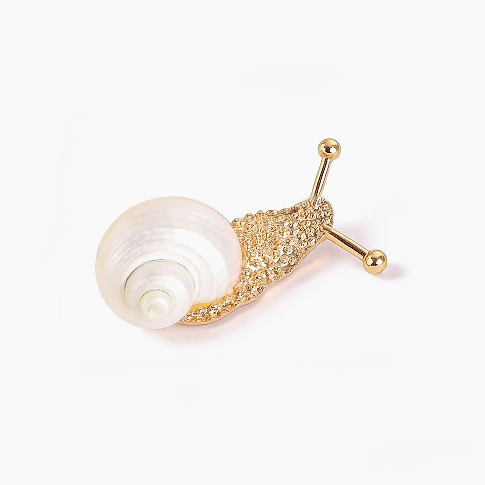 Natural Conch Shell Brooch Snail Shaped Rhinestone Corsage Enamel Lapel Pins Animal Badge Ocean Fashion Jewelry Accessories Gift
