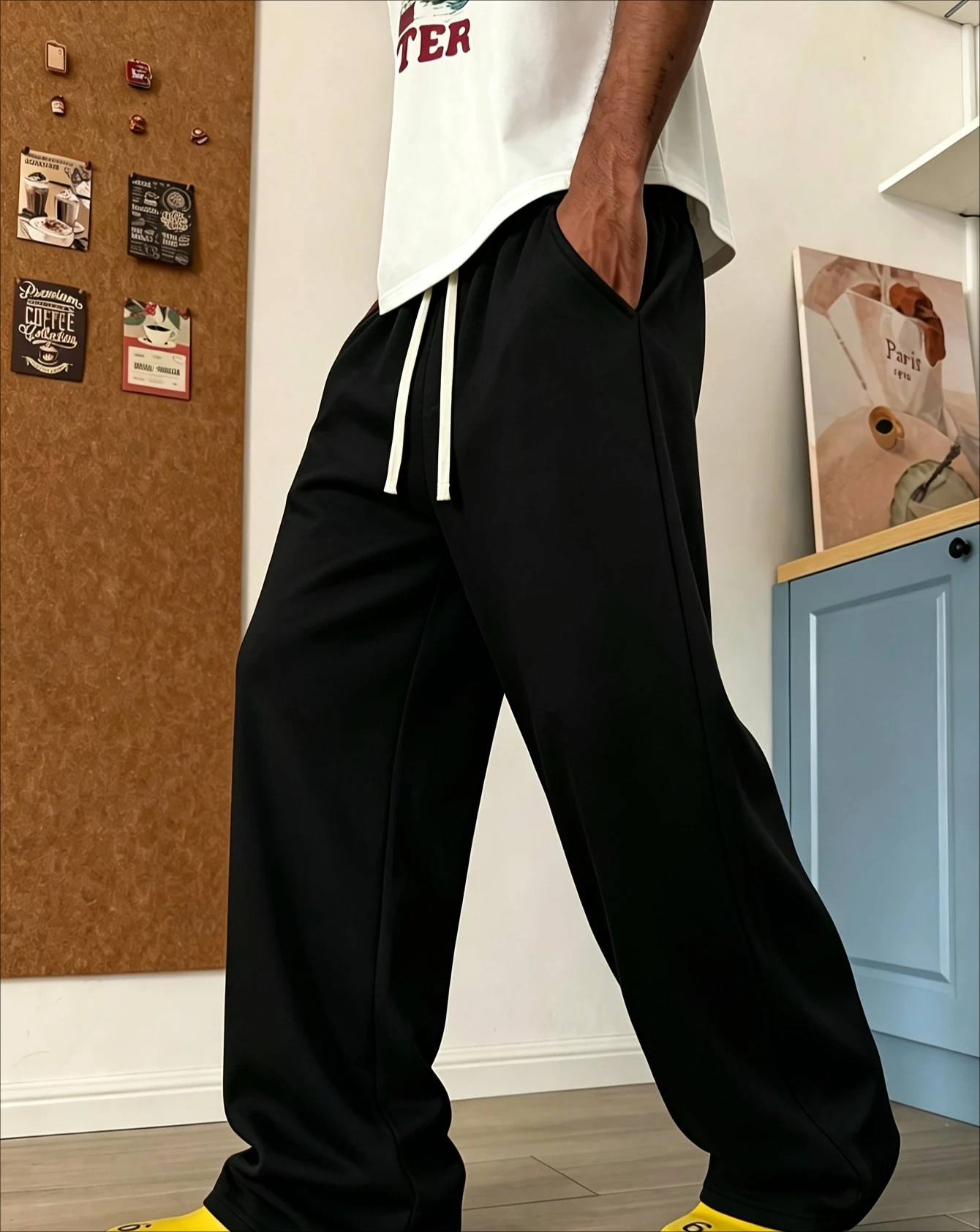 Men's casual pants, breathable sports jogging pants, all season style, suitable for outdoor running, straight tube loose fit