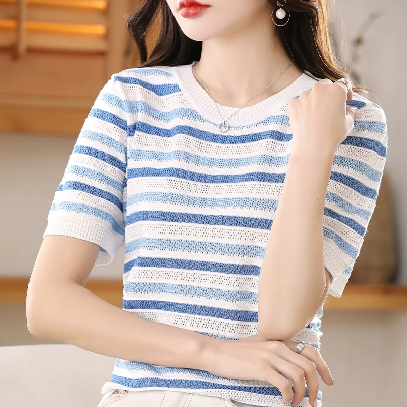 

Summer New Ice Silk Knitted Loose ort Sve T-irt Women's round Ne Splice Color Slim Fit Striped f Sve Top