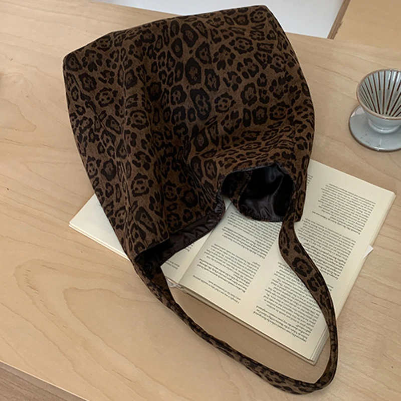 المرأة الخريف والشتاء جديد الجلد المدبوغ حمل حقيبة سعة كبيرة ركاب الترفيه حقيبة كتف موضة تنوعا حقيبة يد بسيطة #5