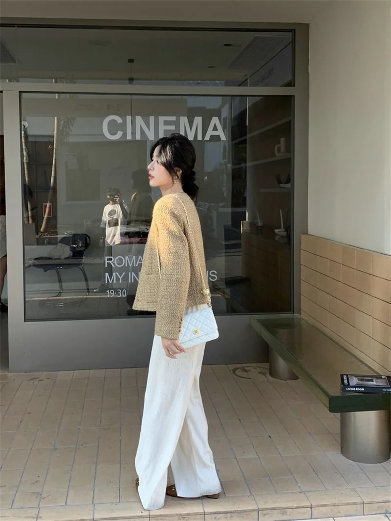 Fashion Loose Round Neck Beautiful Women Loose Spring And Autumn Short Retro High Quality Temperament Round Collar Tweed Coat