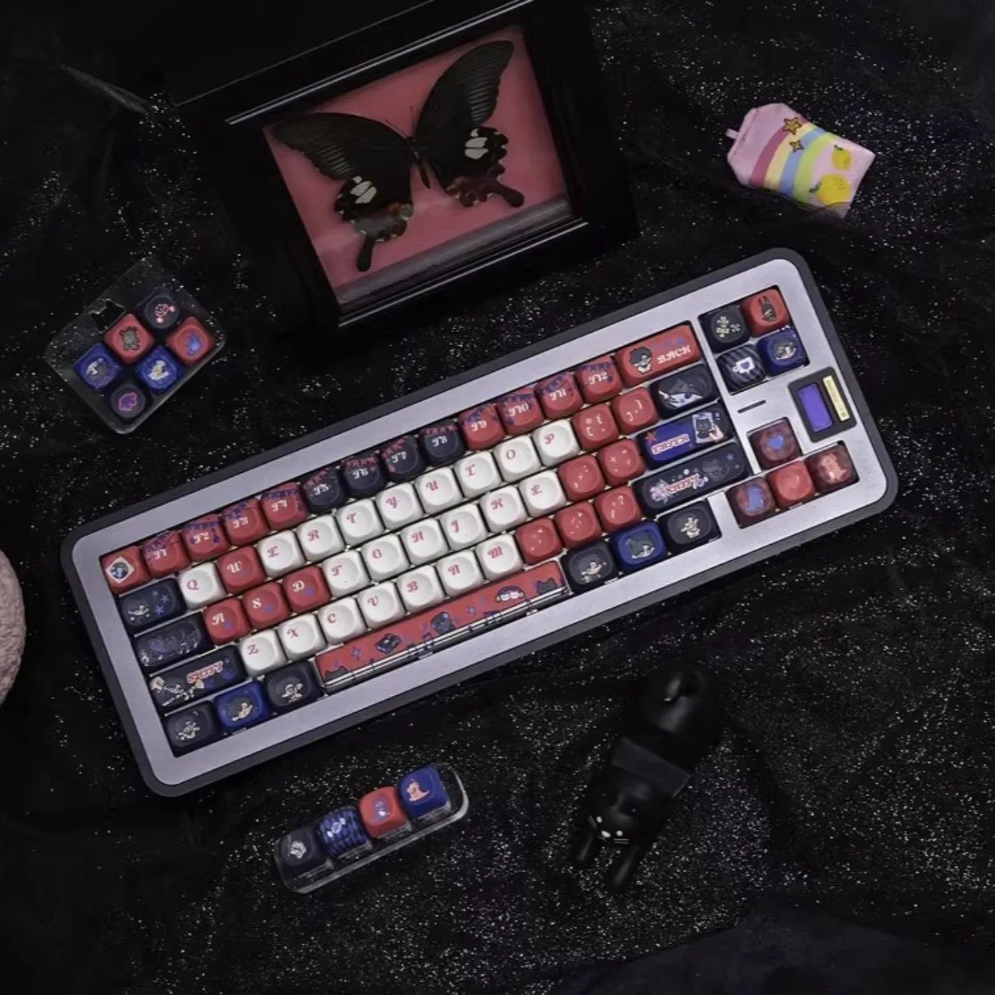 Light and Night Love Theme MOA PBT Keycaps, Cute Cat Head DIY 137 Keys for Mechanical Keyboard, High Appearance