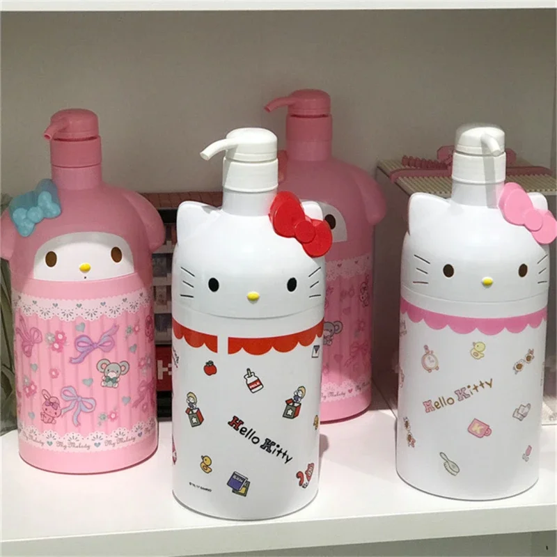 Hello Kitty Sanrio Squeeze Bottle Cartoon Soap Dispenser Large Capacity Shower Gel Hand Sanitizer Split Bottle Liquid Storage