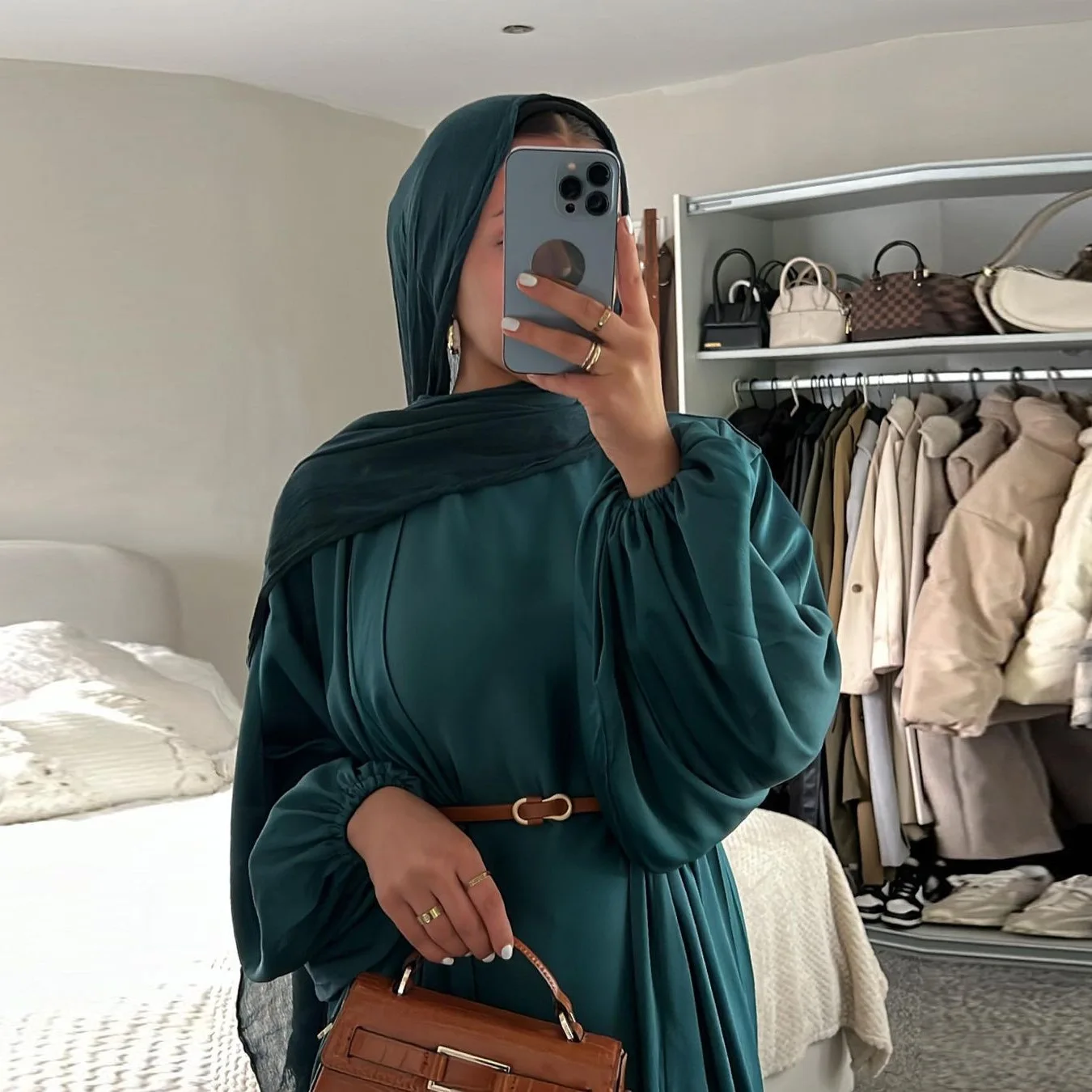 

New Arrival Oem Eid Dubai Turkish Islamic Elegant Modest Custom Women Muslim Dress Abaya Kaftan Satin Open Abaya Set