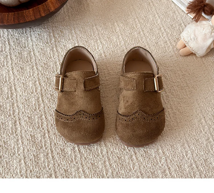 2026 Neue Freizeitschuhe für Jungen und Mädchen, modische Kinderschuhe mit Schnalle, runder Zehenpartie, im britischen Stil, Loafer, Unisex-Schuhe für Kinder, Baby-Laufschuhe – Detail 17