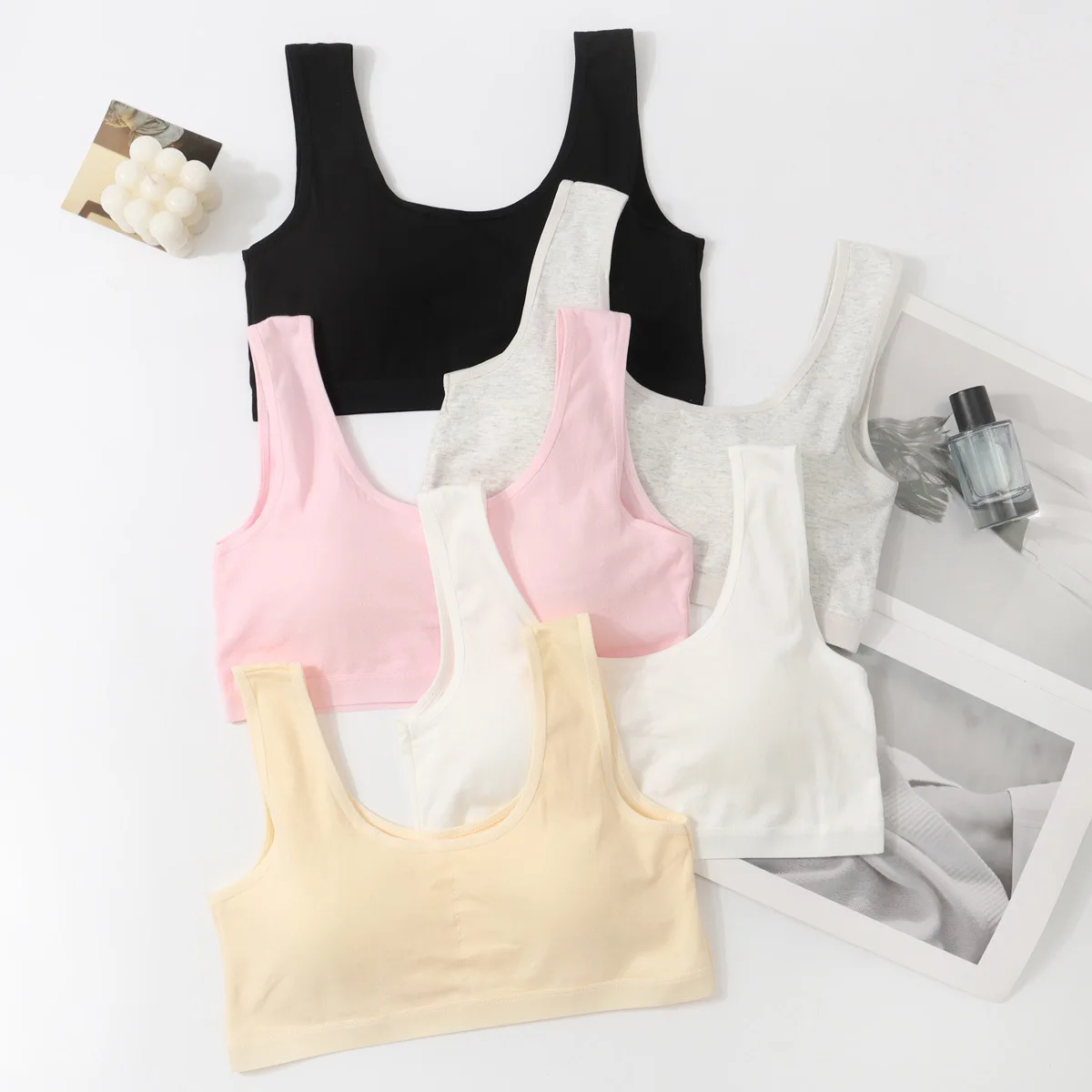 New Girls' Bras: Underwire-Free, Cotton, U-Neck, Wide-Strap, Short-Style Sports Bras and Underwear for Growing Girls
