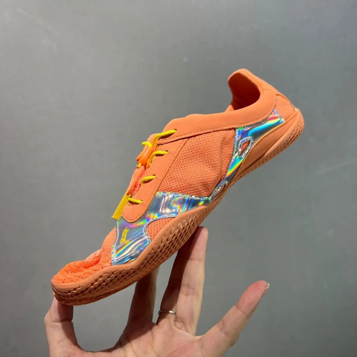 2025 new lightweight weightlifting shoes men's and women's non-slip squat shoes five fingers weightlifting shoes sports shoes