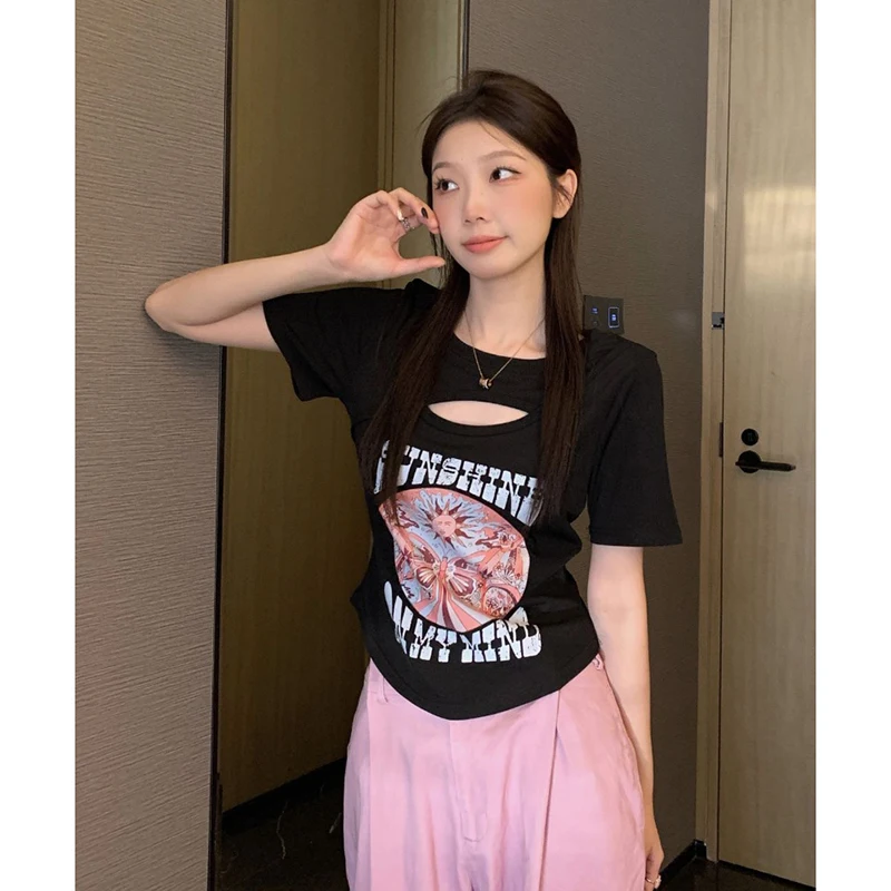 Women T Shirt Summer New Niche Print Short-sleeved Hollow Out Short Tops Students Cute Versatile Thin Tees Female