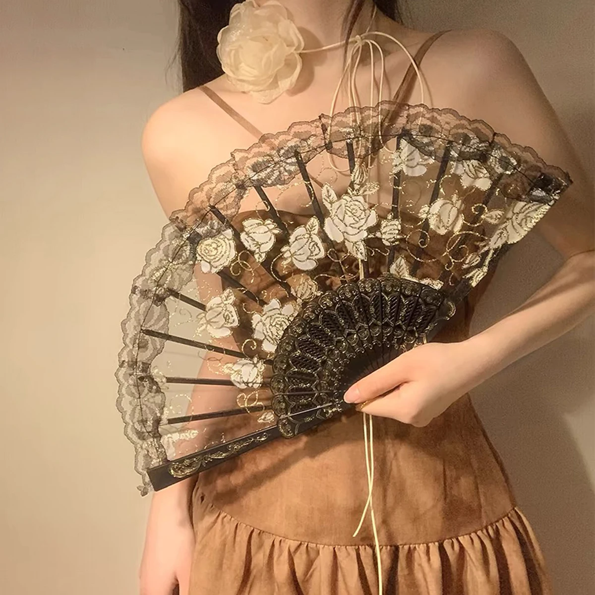 1PC Fashion Simple Ladies Personalized Lace Rose Lace Folding Fan Dance Shooting Props Compact and portable, ideal for gift-givi