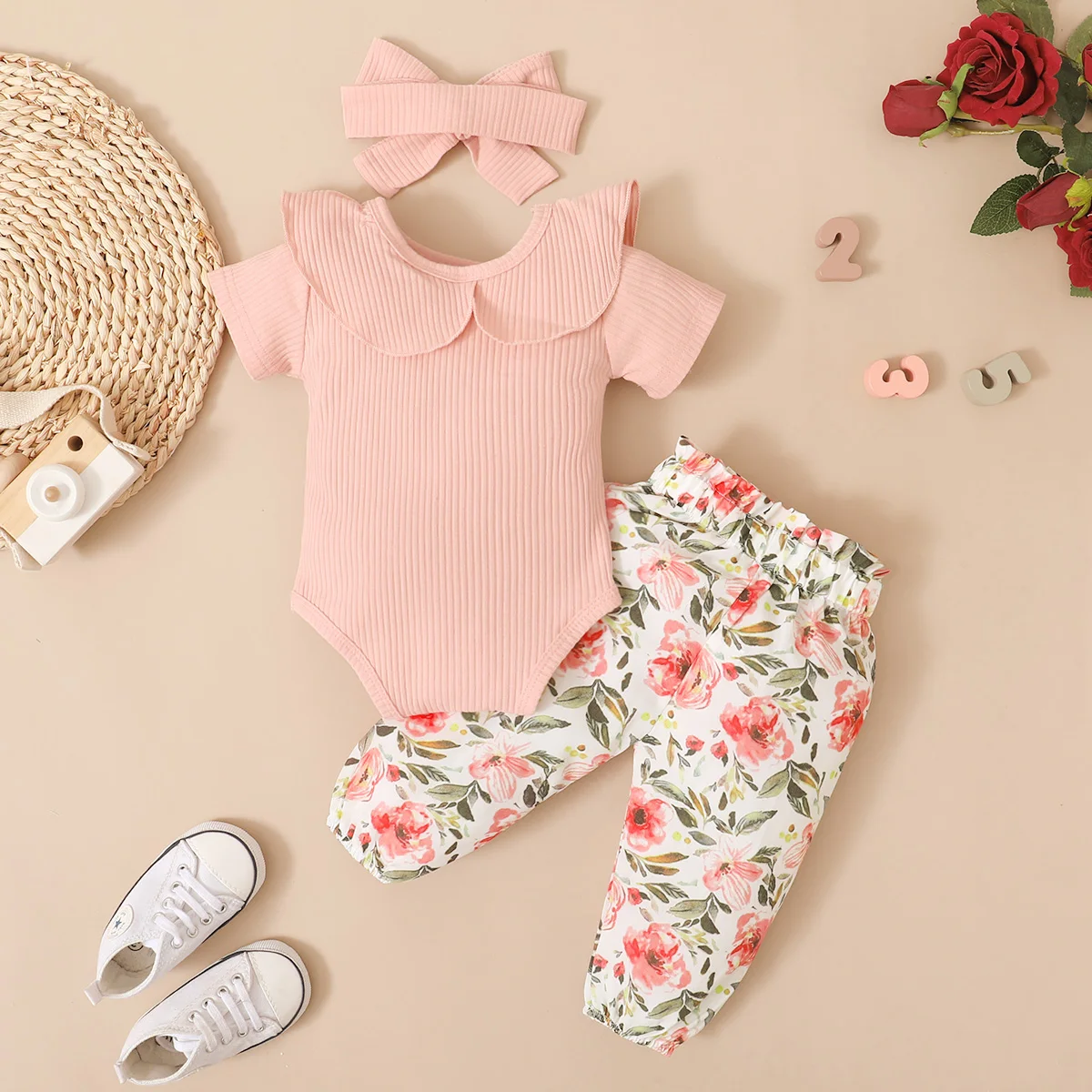 0-2 Year Old Newborn Baby Girls Summer Round Neck Short Sleeve Jumpsuit With Flower Printed Pants Cute Fashion Set