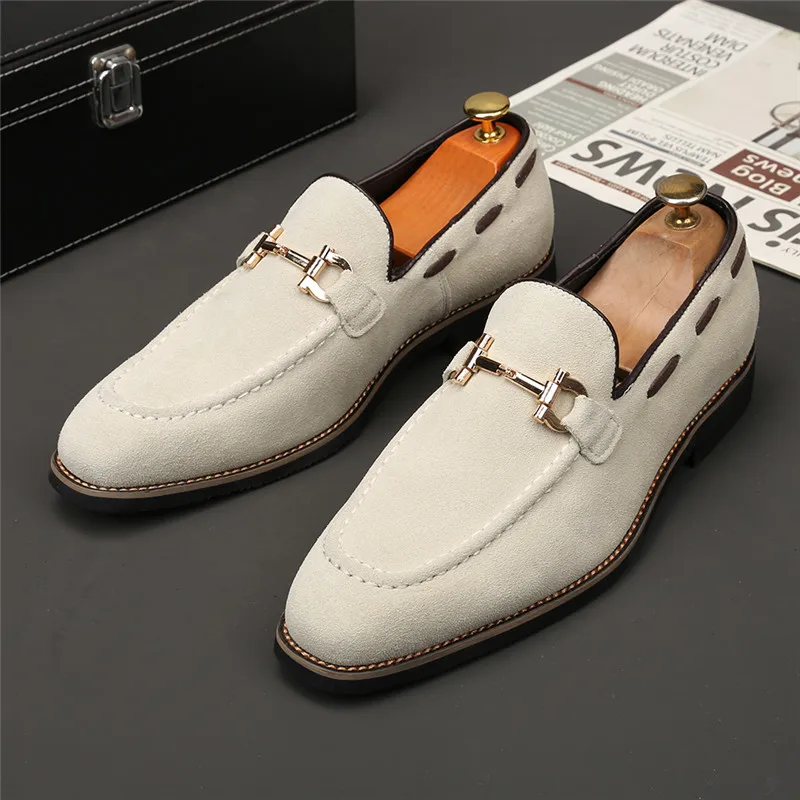 New Pointed Toe Suede Leather Flats Metal Button Party Shoes For Men Male Wedding Dress Prom Homecoming Shoes Zapatos Hombre
