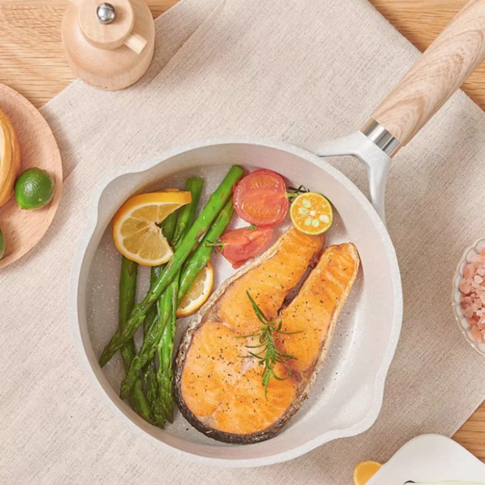 

Mini Non-stick Aluminum Alloy Milk Pot Visible Lid Universal Baby Food Pot Spout Design Saucepan Stove