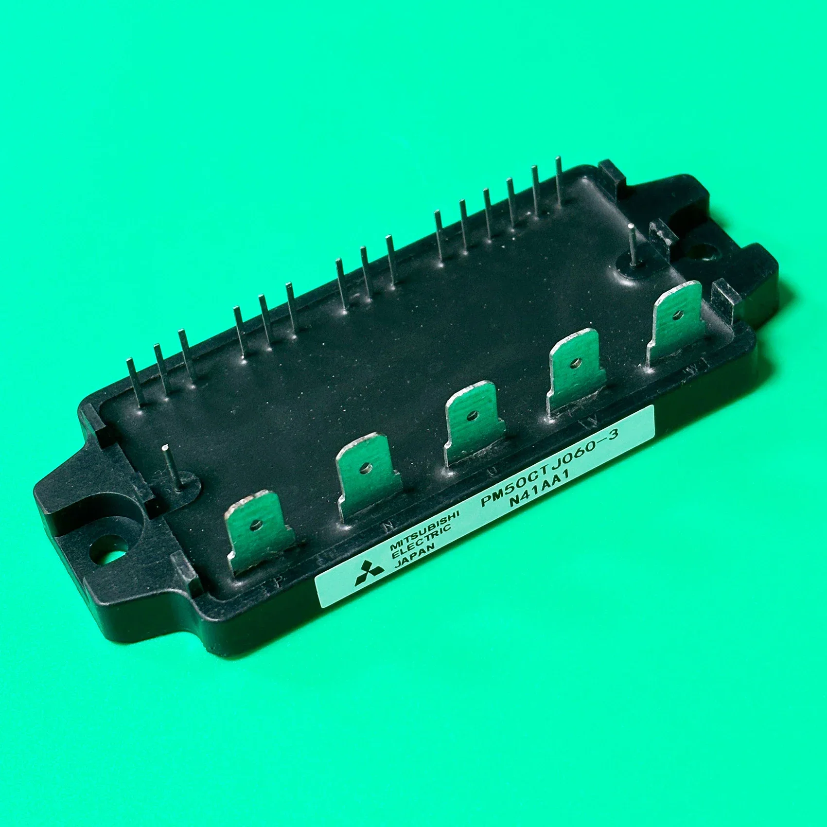 PM50CTJ060-3 MODULE 50A 600V PM50CTJ-060-3 PM50CTJ0603 PM50CTJ 060-3 IGBT PM50C TJ060-3 PM50 CTJ060-3 PM 50CTJ060-3