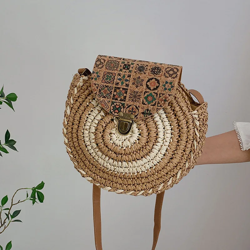 Round Straw Bag Women Woven Beach Crossbody Bag Ladies Rattan Handmade Shoulder Bag Bohemian Design Small Handbag