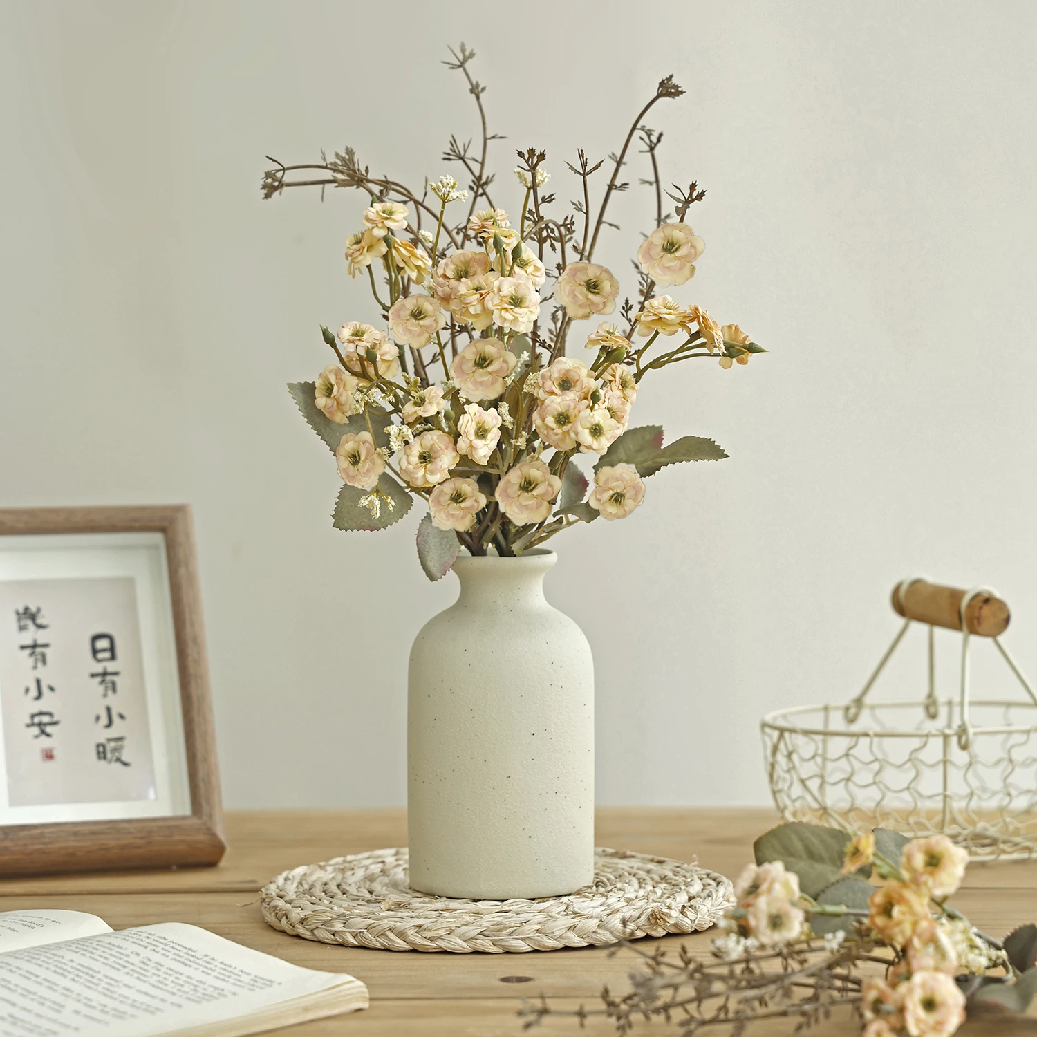 Künstliche Blumenkombination Hochwertiger Bambus-Hochzeitskranz Brautstrauß Dekoration Valentinstag Heim Tisch Geschenk Vase Box