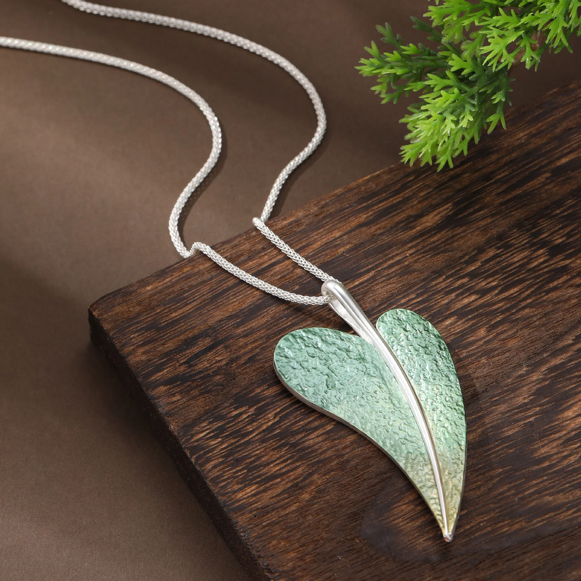 DIY accessories hot-selling enamel color gradual change green leaf long pendant women's simple senior He love leaf necklace