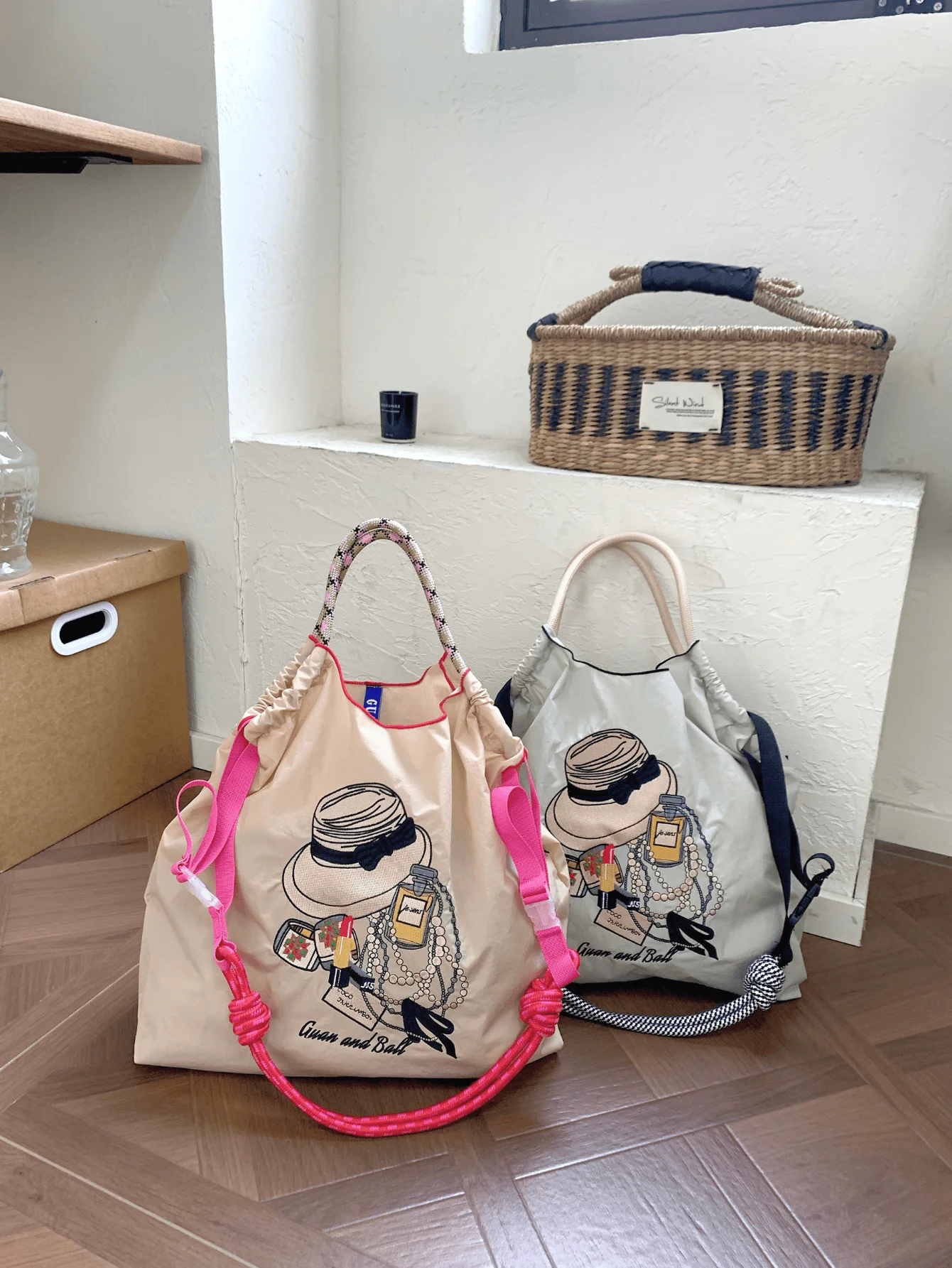 Nova bolsa de ombro feminina, sacola de compras bordada estilo japonês, padrão moderno, sacola de grande capacidade, dobrável e fácil de armazenar, adequada para compras, lazer, festas de férias, presentes surpresa