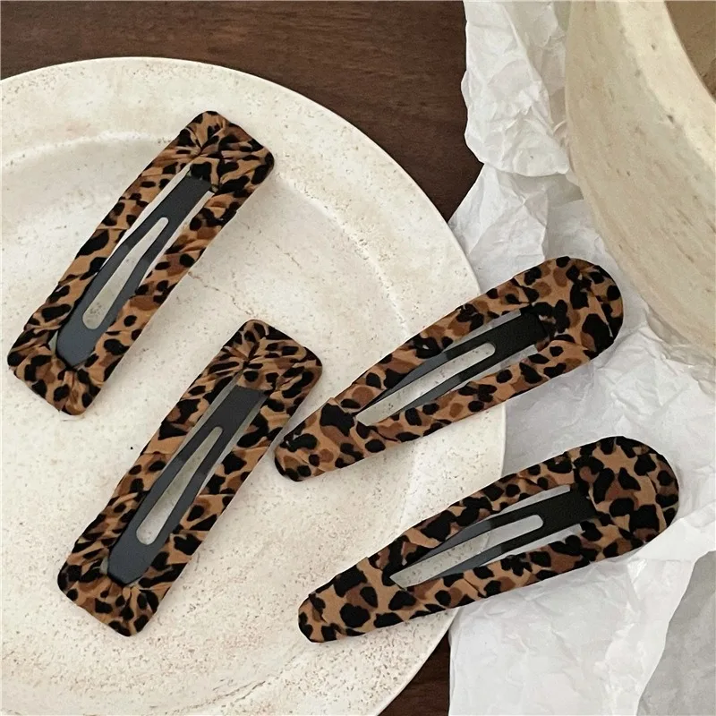 Fashion Vintage Leopard Print Cloth Wrap Hair Clip Headdress 2024 Autumn Winter Korean Geometric Hairpin Female Hair Accessories