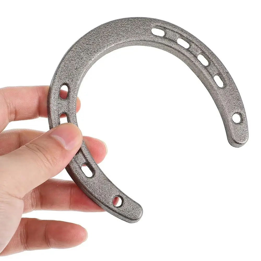 1Pcs Durable Cast Iron Horseshoe Decoration Unique Design Rustic Style Home Ornament Wall Hanging Vintage Wall Sculpture