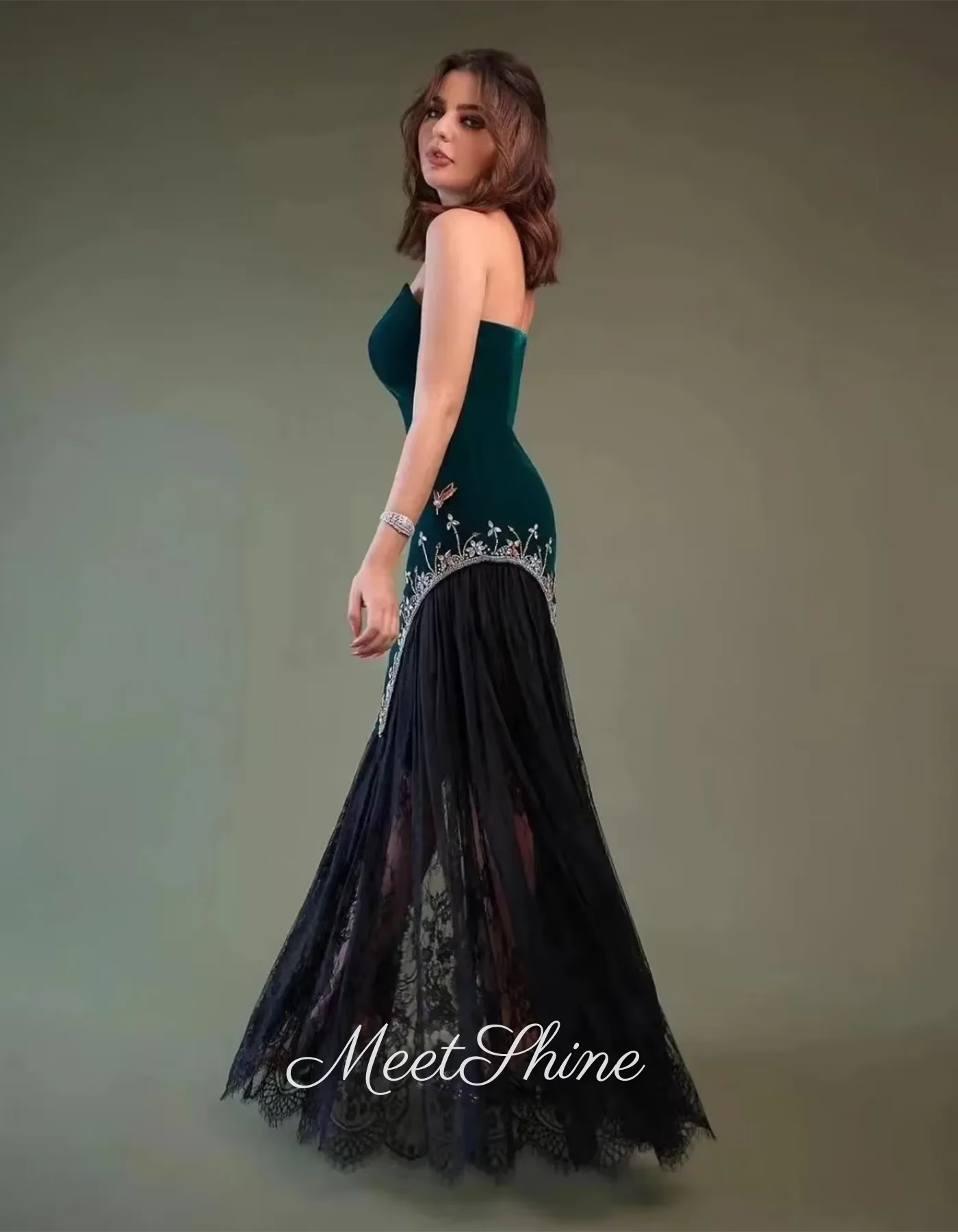 グリーンベロアマーメイドイブニングドレスサテンビーズクリスタルフォーマルウエディングドレスパーティードレス 2025 カスタマイズされた特別な日のドレス